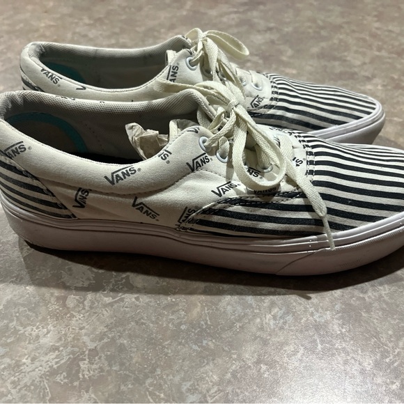VANS COMFY CUSH ERE PINNED BLACK WHITE BEETLEJUICE SHOES ME S SIZE 11 - Picture 2 of 10